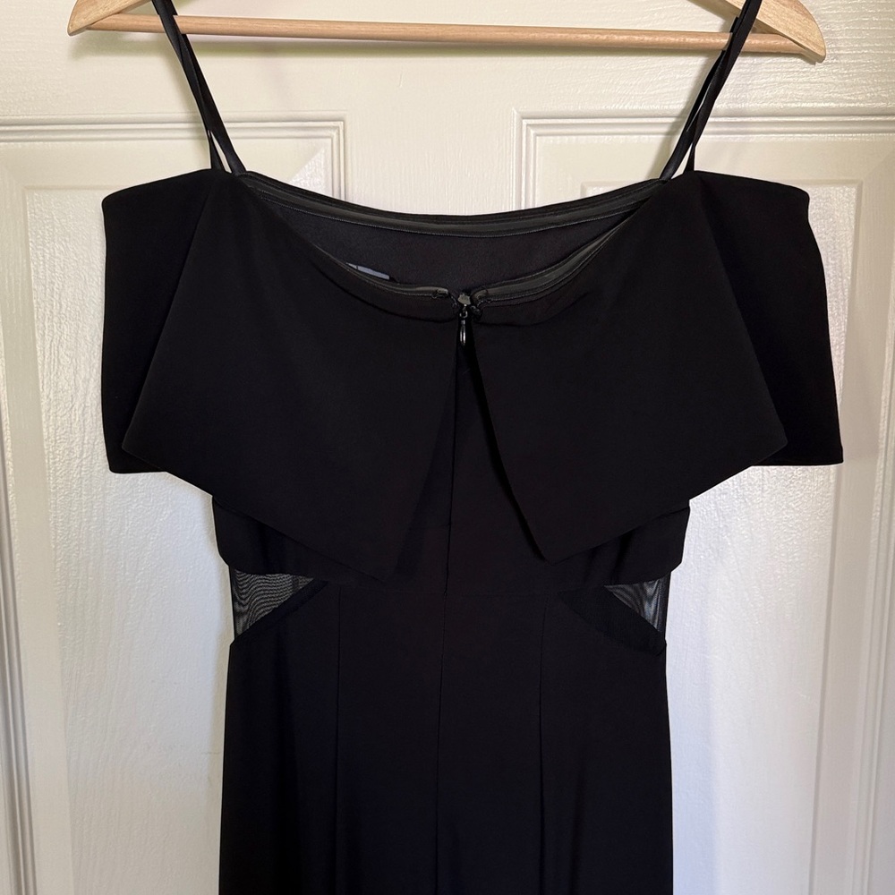 Elegant Black Off-Shoulder Dress - Picture 5 of 5